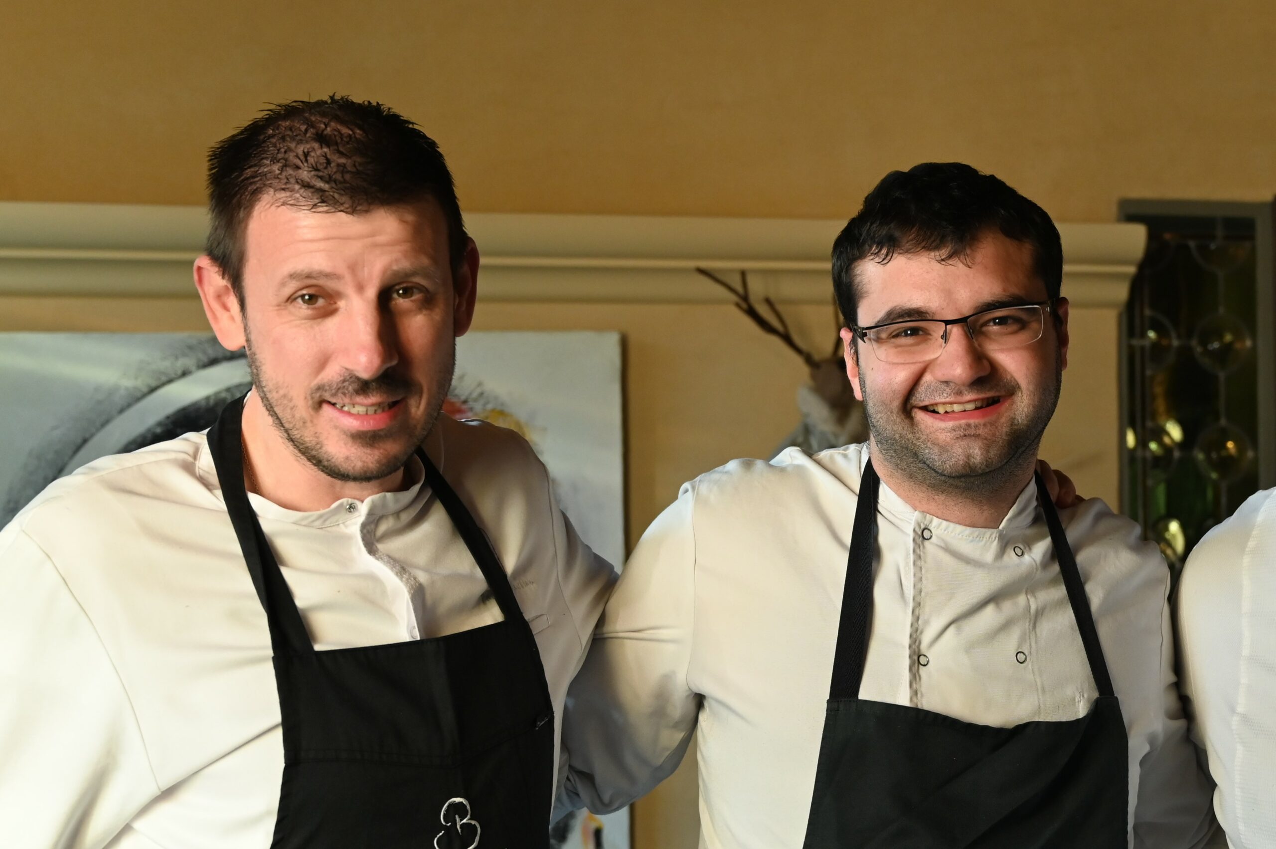 Portrait d'un travailleur handicapé en mise à disposition avec le chef étoilé